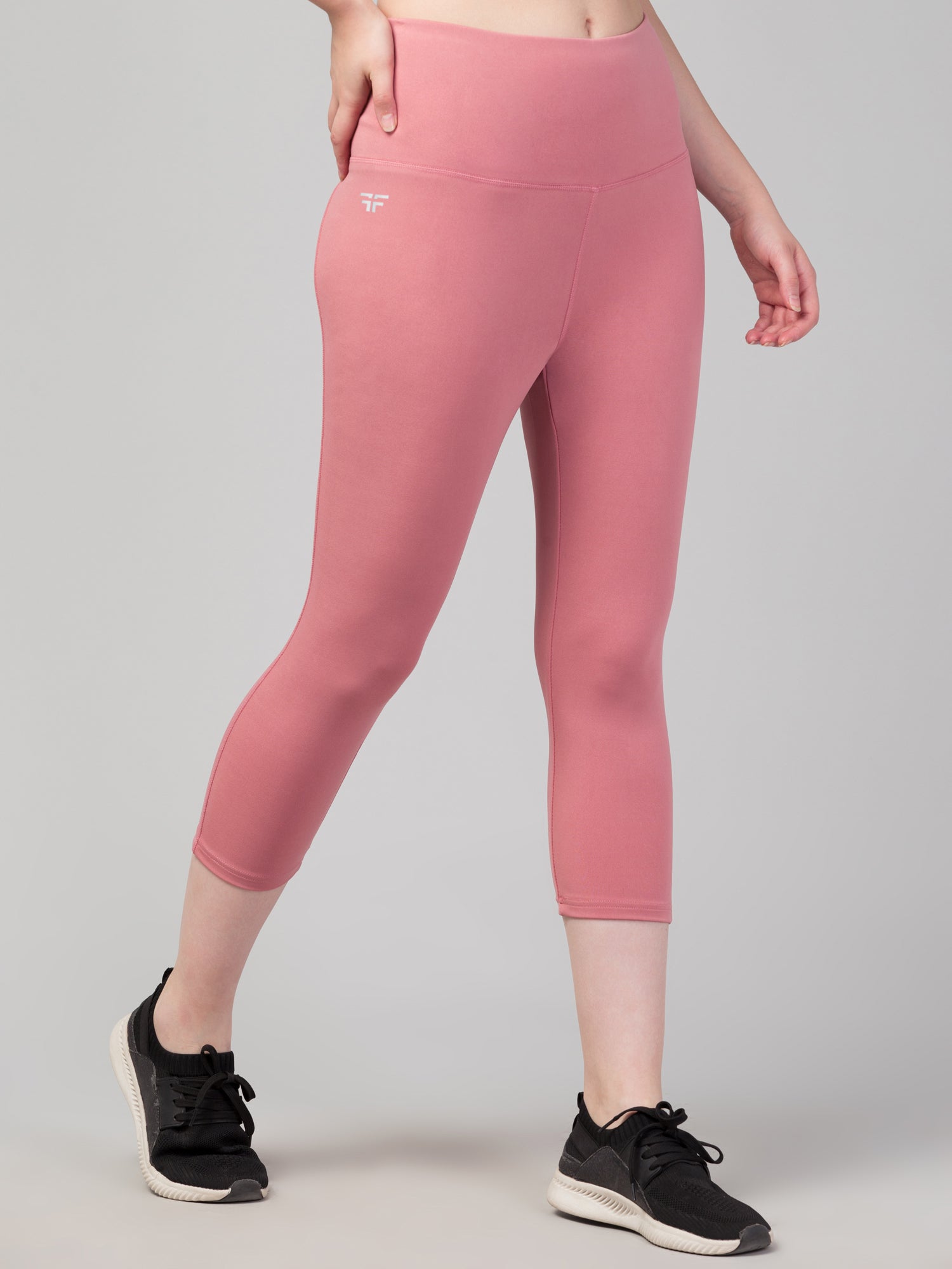 Blushing Rose Knee-Length Leggings