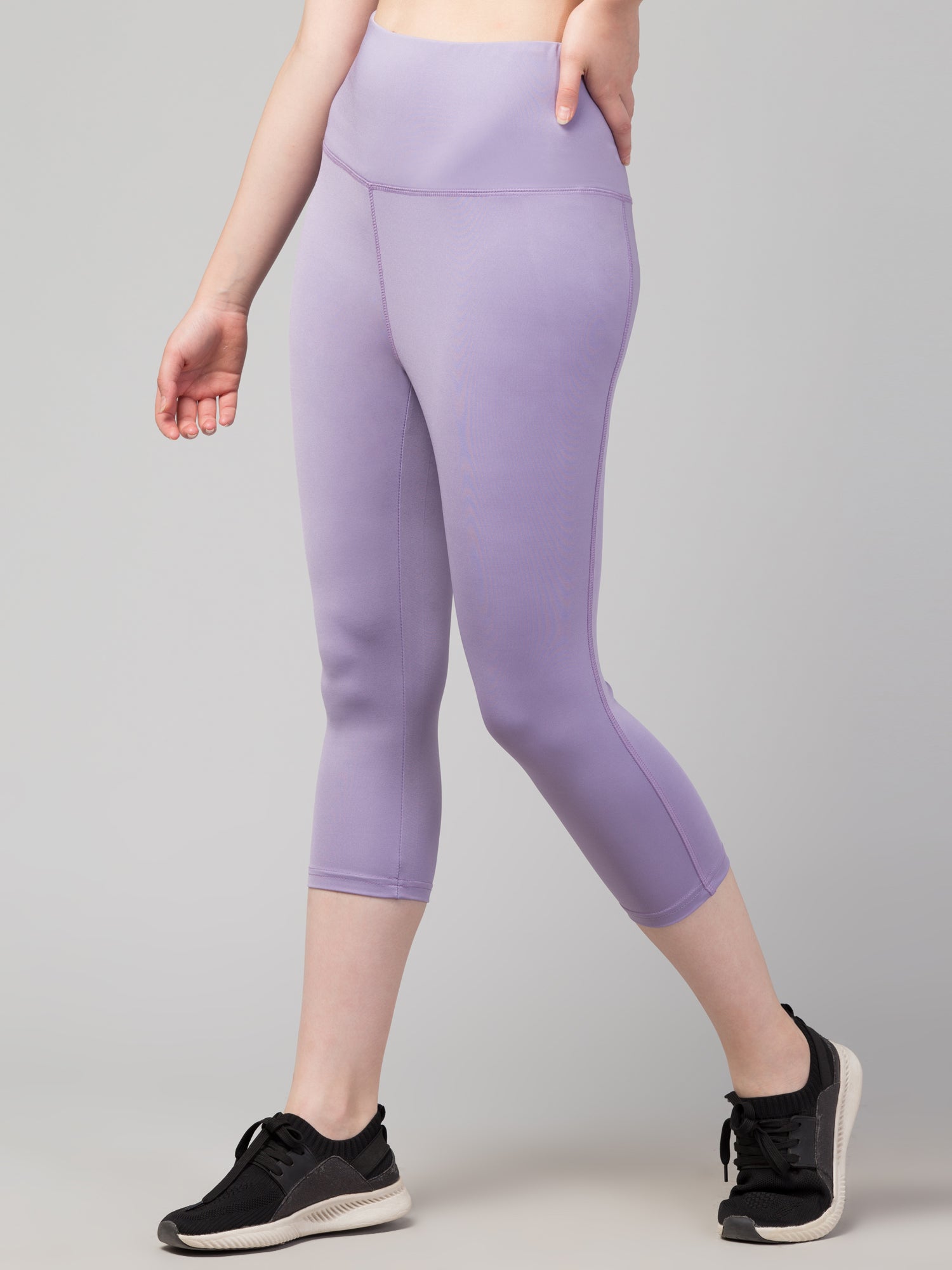 Thistle Bloom Knee-Length Leggings