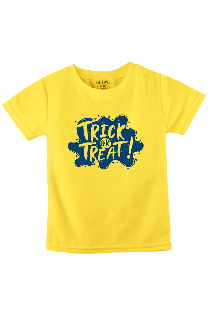 Trick Or Treat ! Kids T Shirt